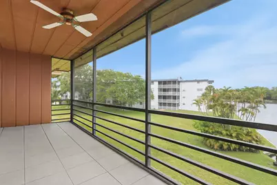 661 NE 195th Street #310, Miami, FL 33179 - Photo 5