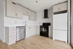 661 NE 195th St, Miami, FL 33179 - Photo 1
