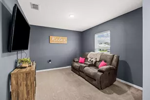 2226 SE Heathwood Cir, Port Saint Lucie, FL 34952 - Photo 5