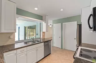 240 Lake Dr, Coconut Creek, FL 33066 - Photo 15