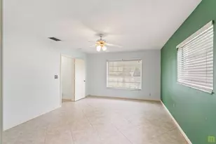 240 Lake Dr, Coconut Creek, FL 33066 - Photo 45