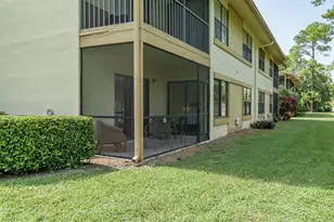 13017 Northshire Trail, Wellington, FL 33414 - Photo 25