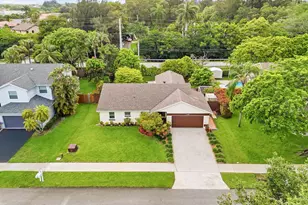 5787 SW 57th Way, Davie, FL 33314 - Photo 39