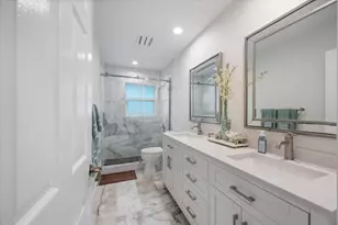 13175 Doubletree Cir, Wellington, FL 33414 - Photo 23