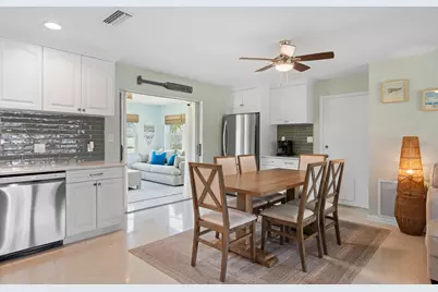 1621 Frances Avenue, Fort Pierce, FL 34949 - Photo 9