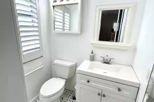 2270 NE 68th St, Fort Lauderdale, FL 33308 - Photo 13