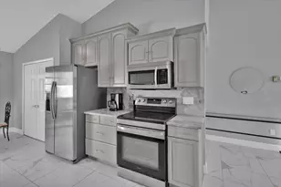 3535 SE Sandpiper Circle, Port Saint Lucie, FL 34952 - Photo 19