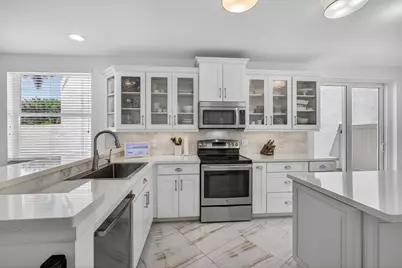 2114 Chagall Circle, West Palm Beach, FL 33409 - Photo 17