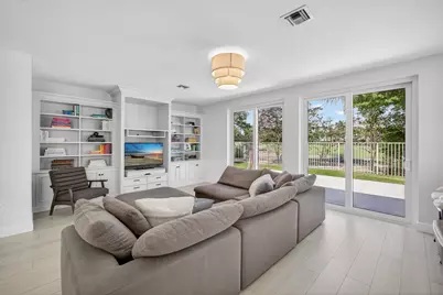 2114 Chagall Circle, West Palm Beach, FL 33409 - Photo 13