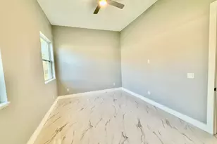 675 NE Moss Rose Pl, Port Saint Lucie, FL 34983 - Photo 17