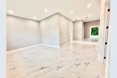 675 NE Moss Rose Place, Port Saint Lucie, FL 34983 - Photo 3