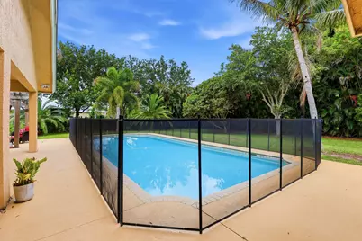 16431 N 77th Trail N #16431, Palm Beach Gardens, FL 33418 - Photo 7