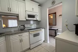 108 NE 20th Ave NE, Boynton Beach, FL 33435 - Photo 3