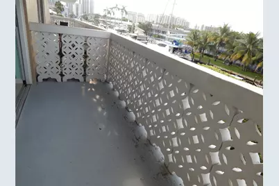 3220 Bayview Drive #314, Fort Lauderdale, FL 33306 - Photo 11
