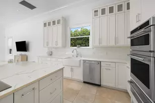 2925 SE Dune Dr, Hutchinson Island, FL 34996 - Photo 11