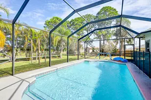 256 SW Ridgecrest Dr, Port Saint Lucie, FL 34953 - Photo 5