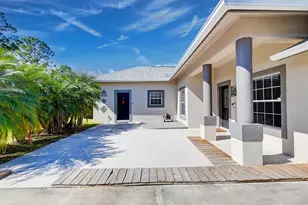 256 SW Ridgecrest Dr, Port Saint Lucie, FL 34953 - Photo 3