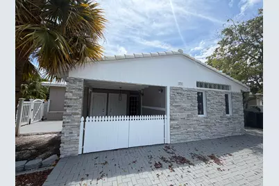 204 S Seacrest Circle, Delray Beach, FL 33444 - Photo 3