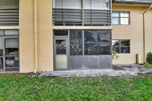 145 Lake Nancy Ln, West Palm Beach, FL 33411 - Photo 37