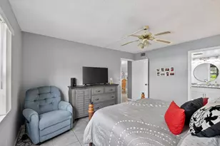 145 Lake Nancy Ln, West Palm Beach, FL 33411 - Photo 19
