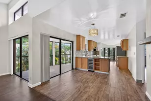 17137 Waterbend Dr, Jupiter, FL 33477 - Photo 9