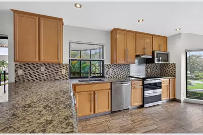 17137 Waterbend Drive #204, Jupiter, FL 33477 - Photo 11