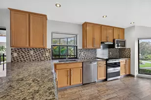 17137 Waterbend Dr, Jupiter, FL 33477 - Photo 11