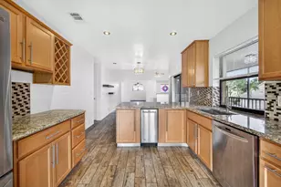 17137 Waterbend Dr, Jupiter, FL 33477 - Photo 15
