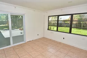 2117 SE East Dunbrooke Cir, Port Saint Lucie, FL 34952 - Photo 25