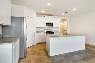10695 SW Prato Wy, Port Saint Lucie, FL 34987 - Photo 11