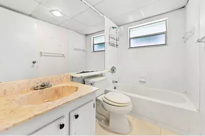 49 Seville C, Delray Beach, FL 33446 - Photo 15