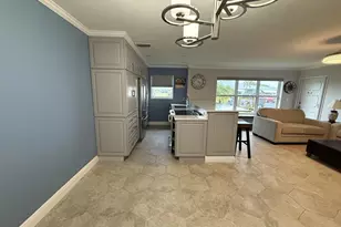 916 Savannas Point Dr, Fort Pierce, FL 34982 - Photo 13