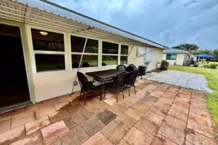 916 Savannas Point Dr, Fort Pierce, FL 34982 - Photo 41