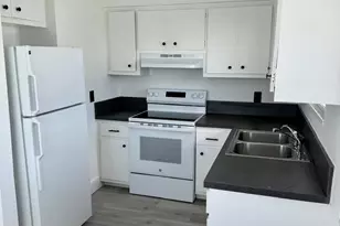 2837 NE 30th St, Fort Lauderdale, FL 33306 - Photo 3