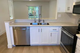 2879 NE 15th St, Pompano Beach, FL 33062 - Photo 7