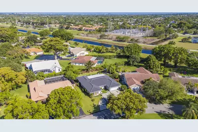 8555 SW 1st Place, Coral Springs, FL 33071 - Photo 31