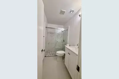 9121 E Highland Pines Drive, Palm Beach Gardens, FL 33418 - Photo 3