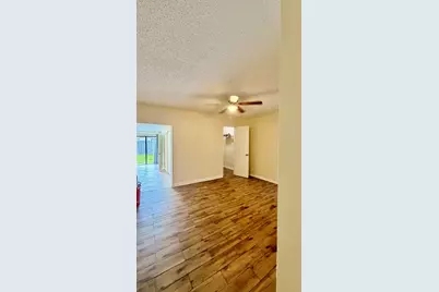 9121 E Highland Pines Drive, Palm Beach Gardens, FL 33418 - Photo 7