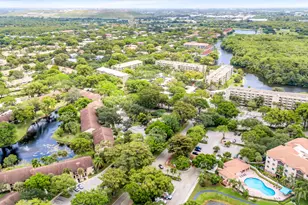 3123 Carambola Cir S, Coconut Creek, FL 33066 - Photo 39