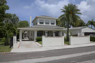 506 N Lakeside Dr, Lake Worth Beach, FL 33460 - Photo 1