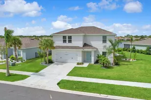 102 Pummelo Pl, Fort Pierce, FL 34981 - Photo 1