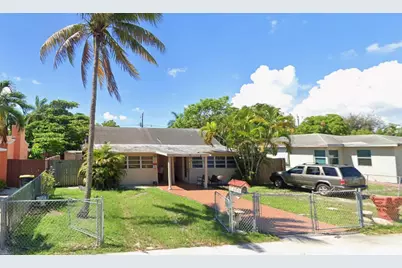 43 SW 11th Street #Unit E, Dania Beach, FL 33004 - Photo 1