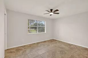 941 SE Atlantus Ave, Port Saint Lucie, FL 34983 - Photo 23