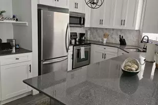2812 Stoneway Ln, Fort Pierce, FL 34982 - Photo 9