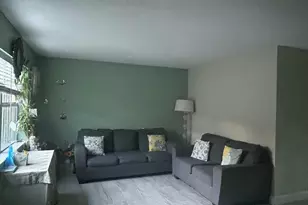 5601 Blueberry Ct, Lauderhill, FL 33313 - Photo 3