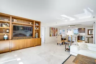 77 S Birch Rd, Fort Lauderdale, FL 33316 - Photo 9