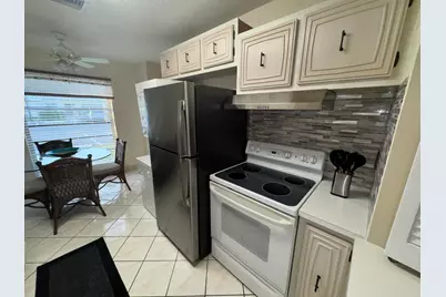 13731 Flora Place #C, Delray Beach, FL 33484 - Photo 3
