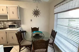 13731 Flora Pl, Delray Beach, FL 33484 - Photo 23