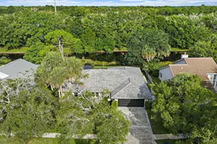 18169 Lake Bend Dr, Jupiter, FL 33458 - Photo 3