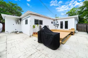 245 SW 5th St, Dania Beach, FL 33004 - Photo 27